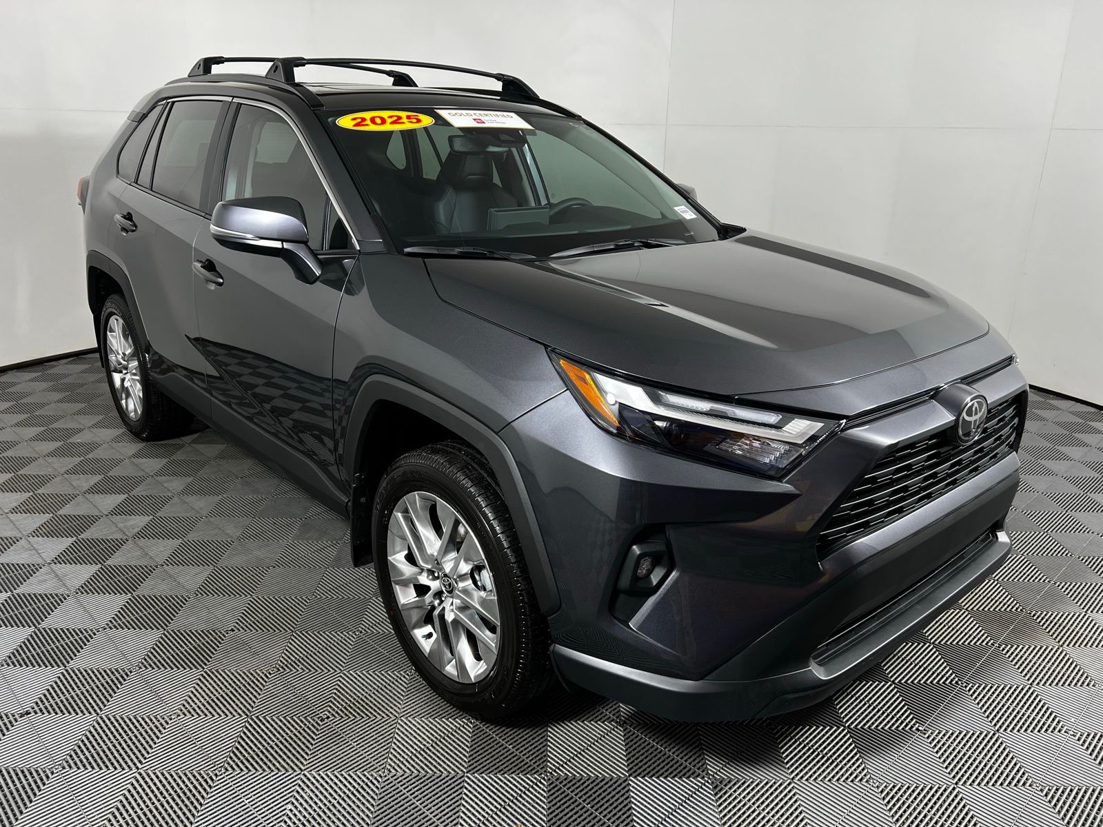 Thumbnail: 2025 Toyota RAV4 - 3