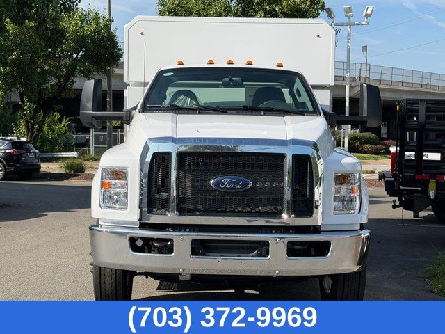 New 2027 Oxford White Ford Base image 2