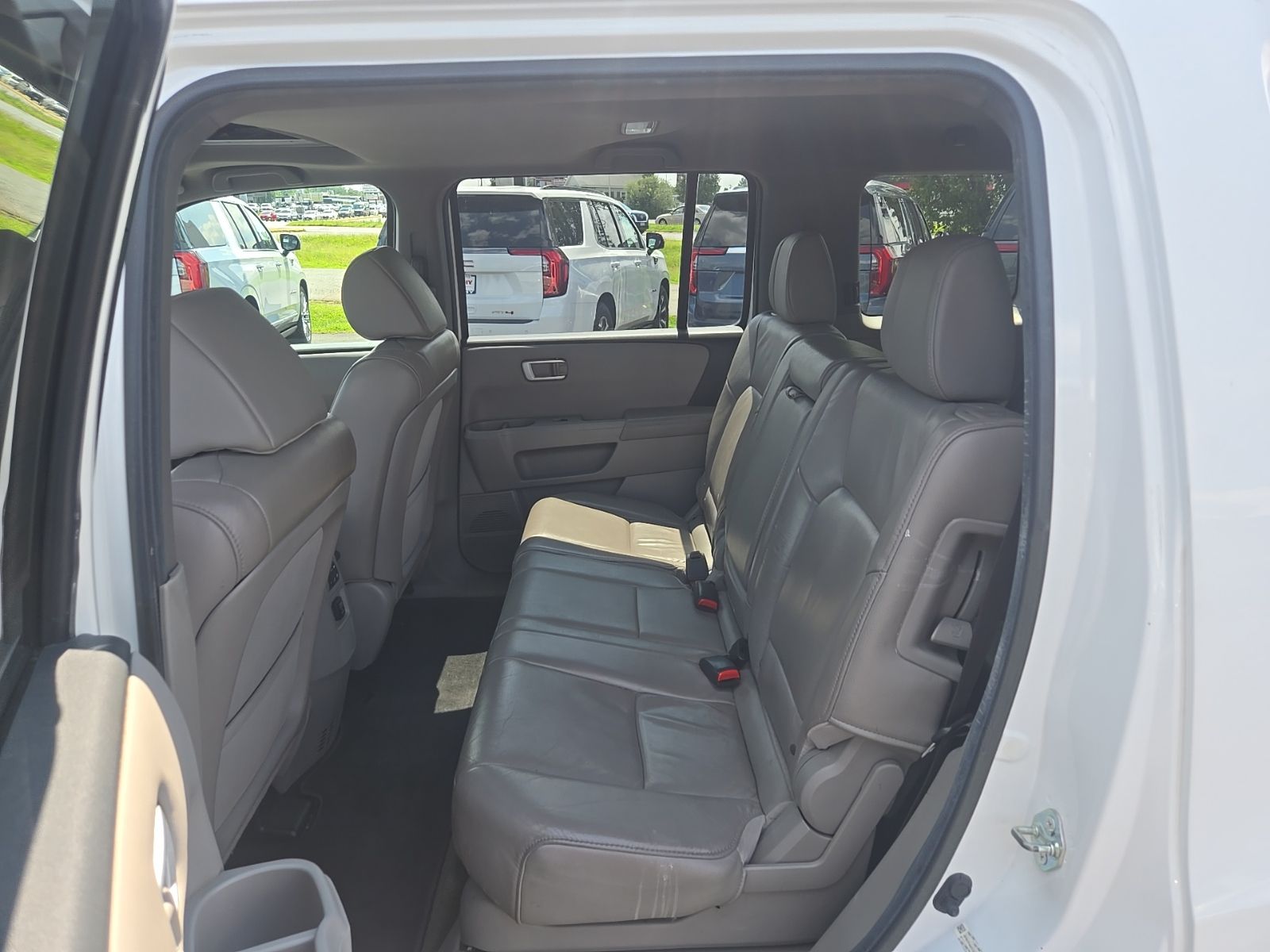 Used 2013  Honda EX-L image 17