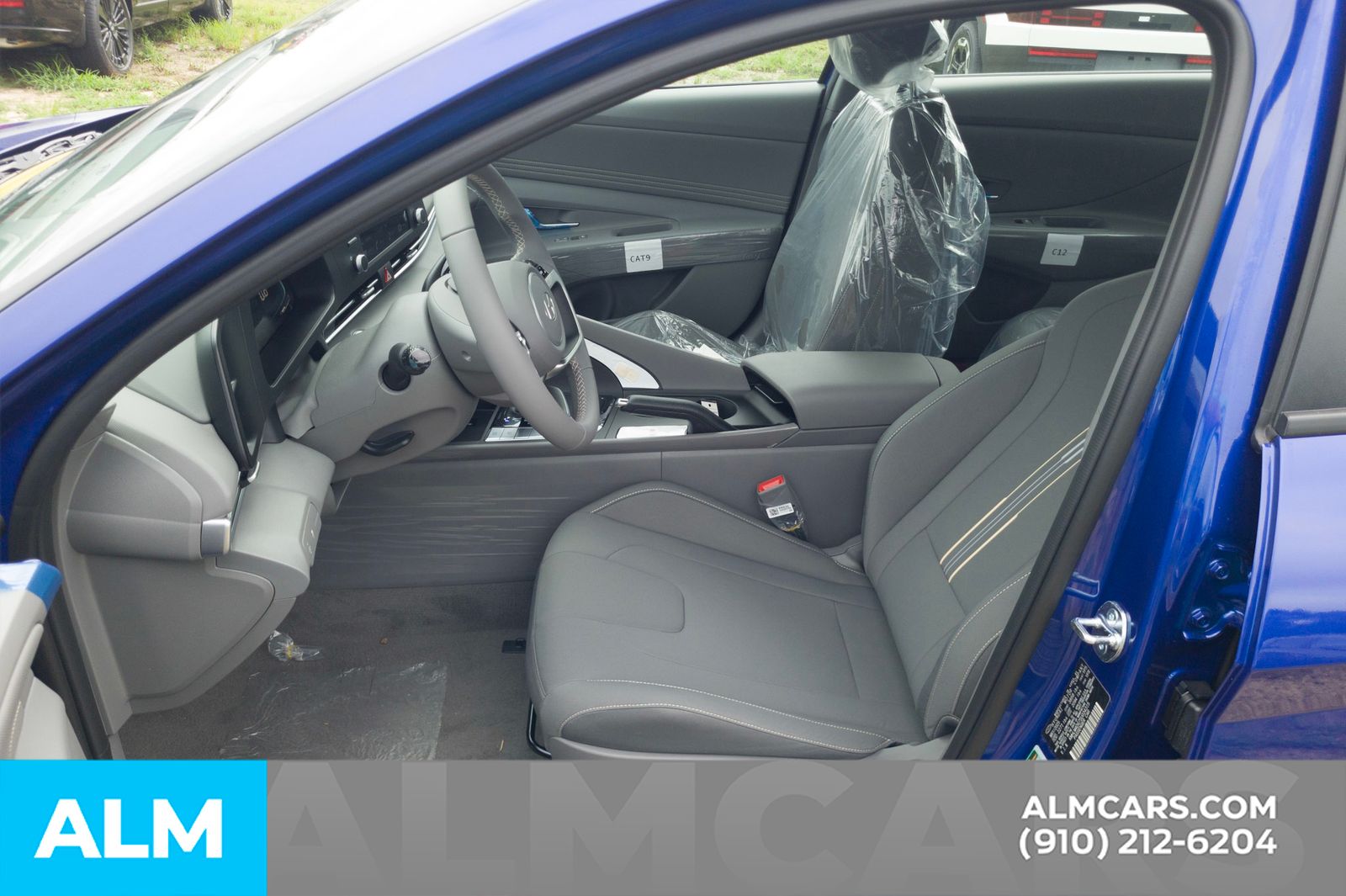Used 2025 Intense Blue Hyundai SEL Sport image 14