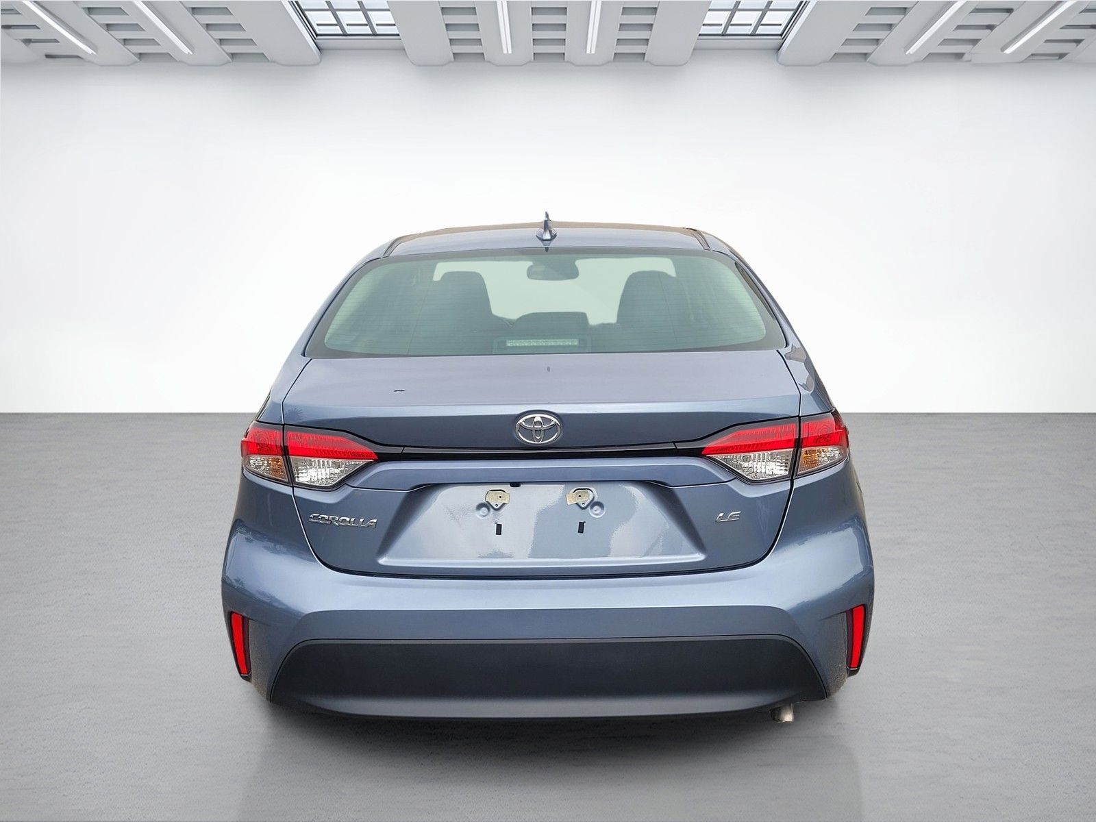 2026 Toyota Corolla LE - Photo 5