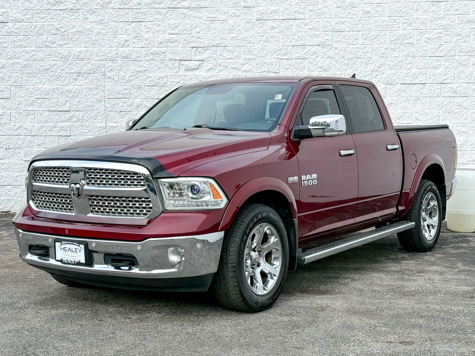 View vehicle photo 3