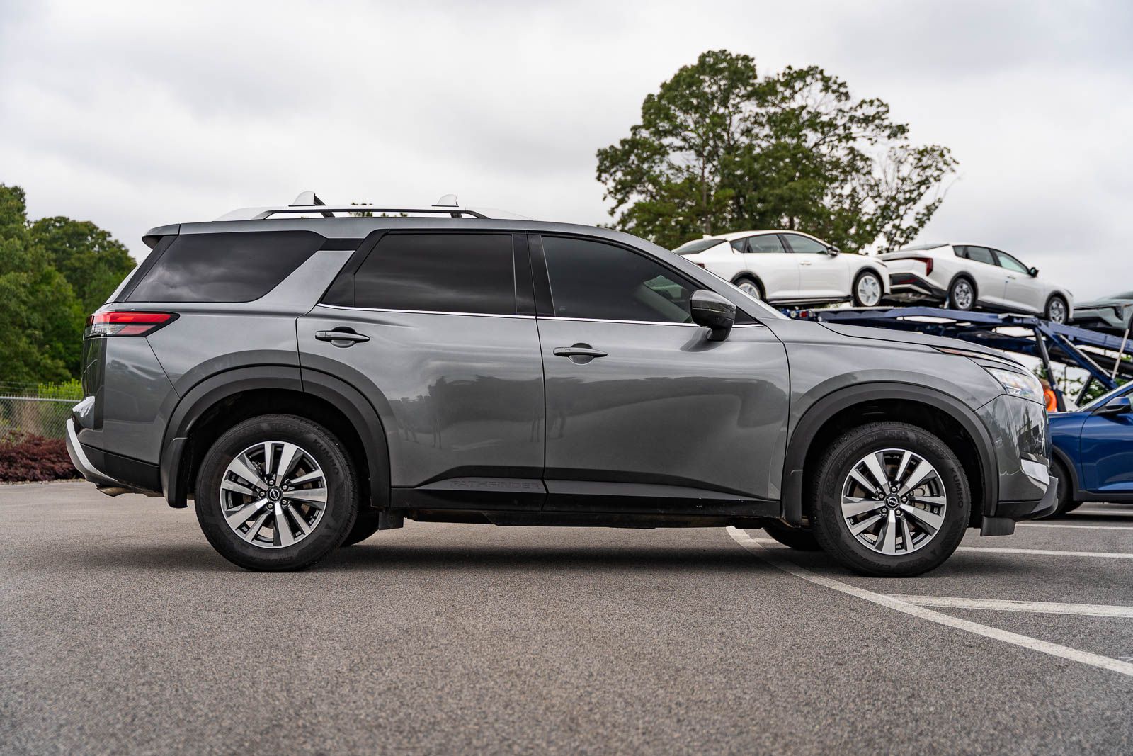 Used 2025 Nissan Pathfinder SUV