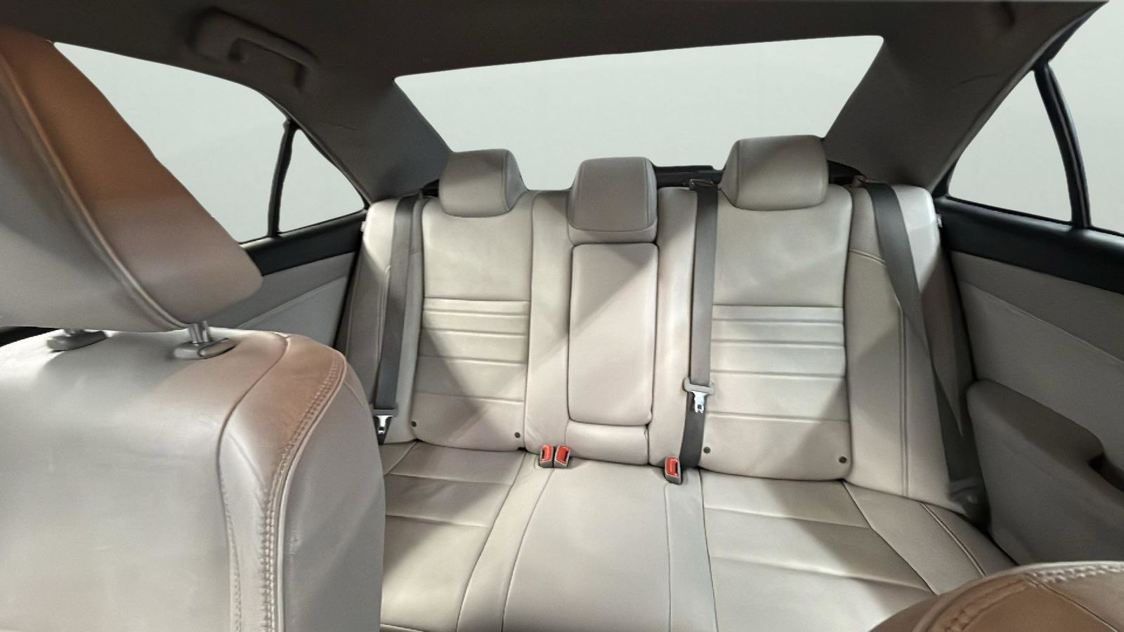 Used Car 2017 Toyota Camry  Xle For Sale Under $15,000 In Austin, Texas