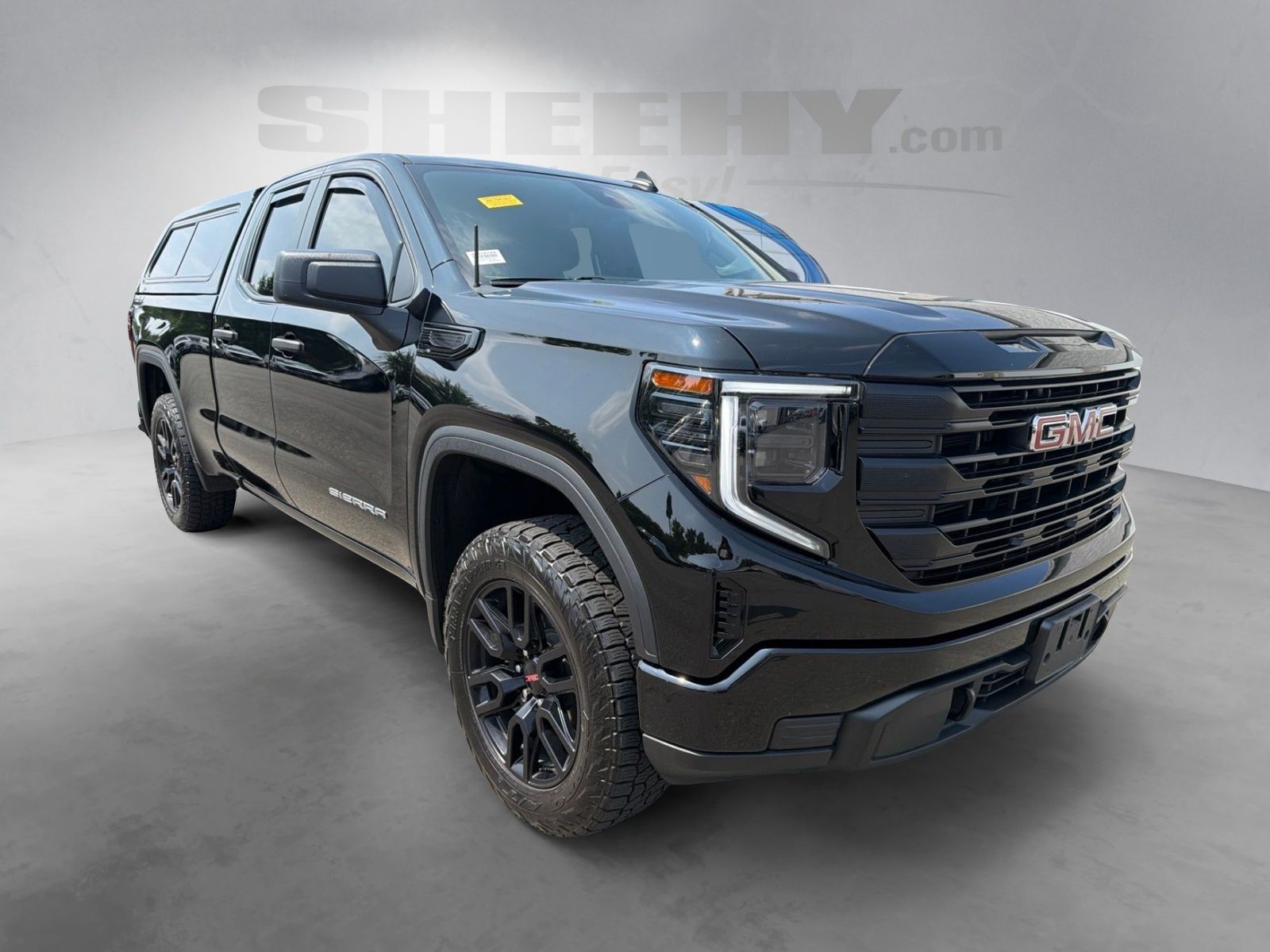 Used 2024 Onyx Black GMC Pro image 2