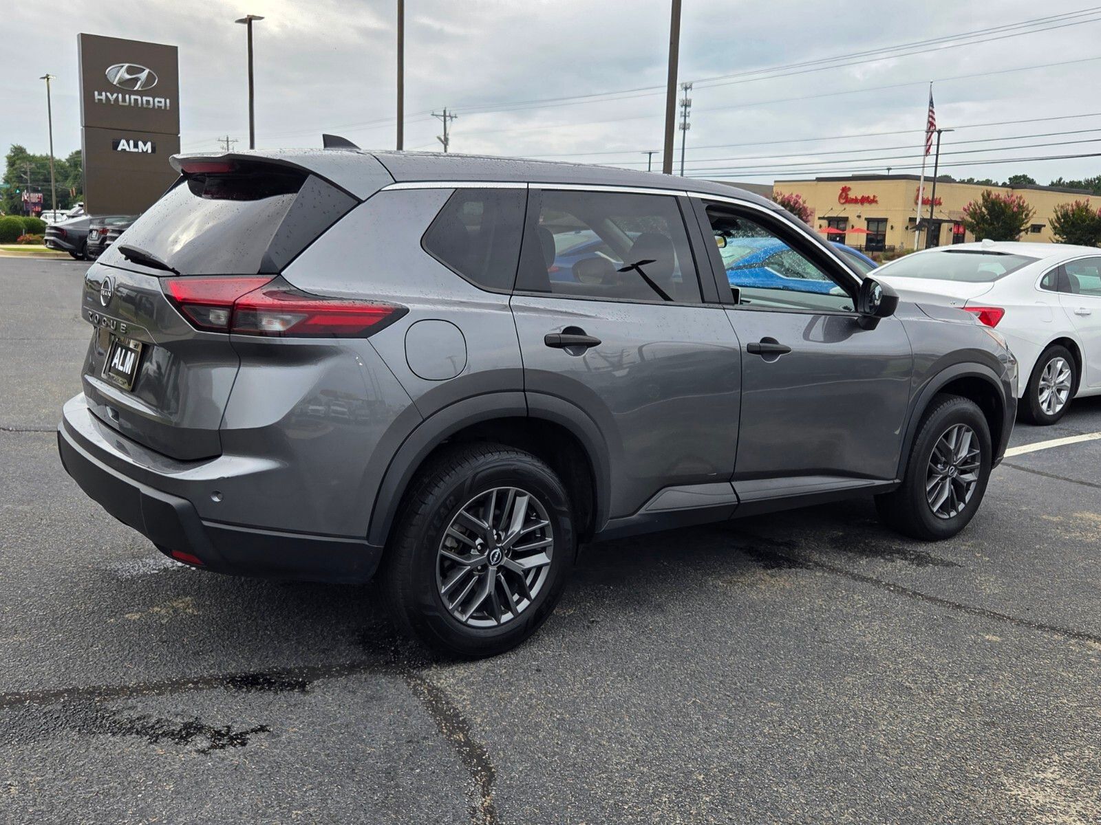 Used 2024 Gray Nissan S image 12
