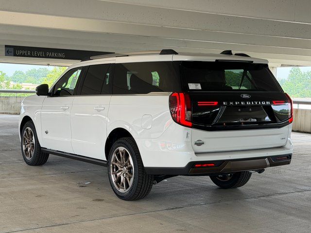 New 2027 Star White Metallic Tri-Coat Ford King Ranch image 4