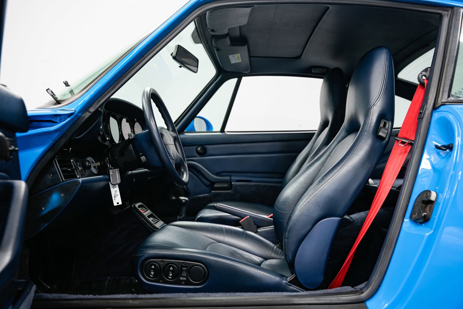 1994 Porsche 911 Carrera — photo 20