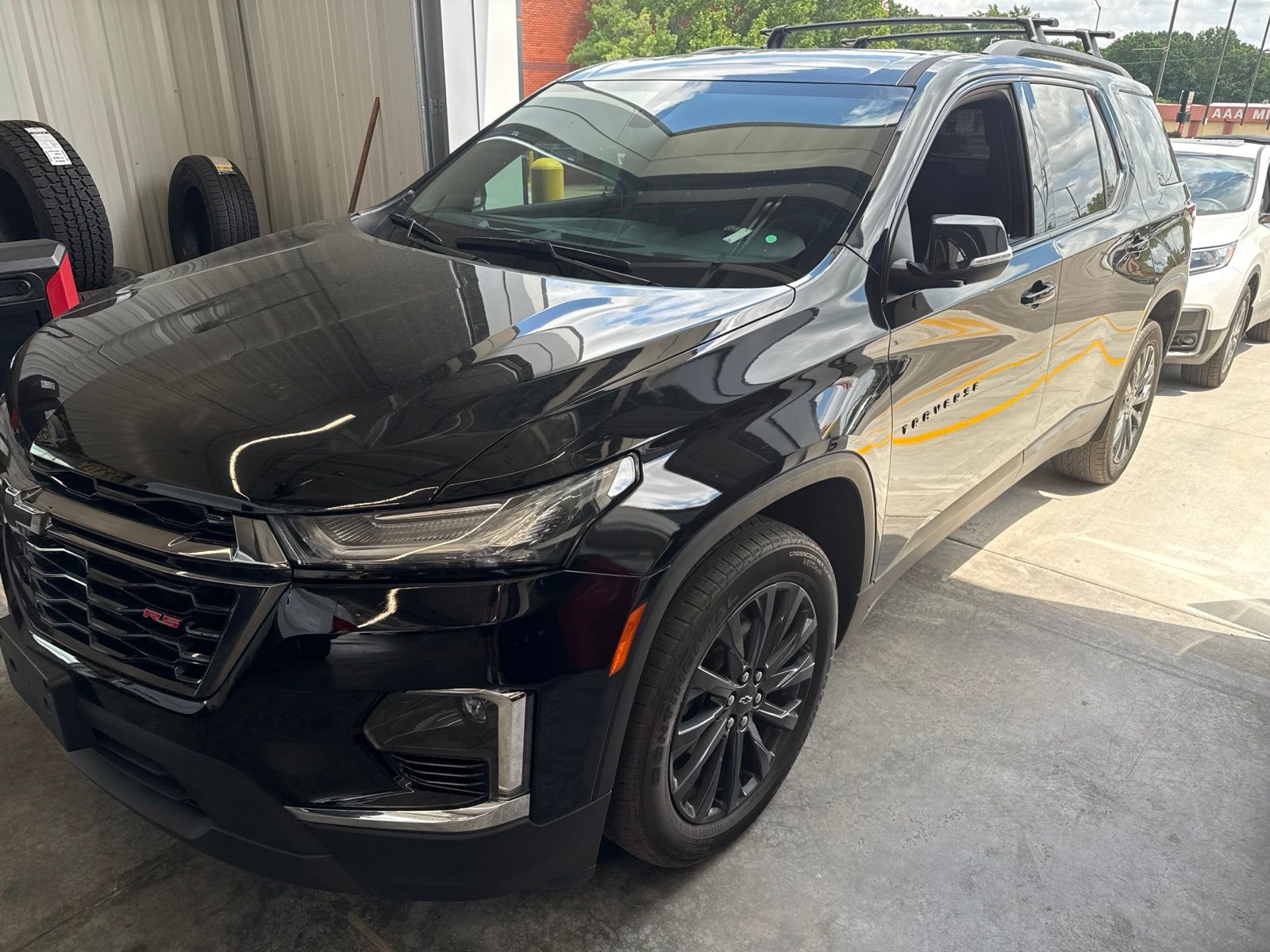 View vehicle photo 5