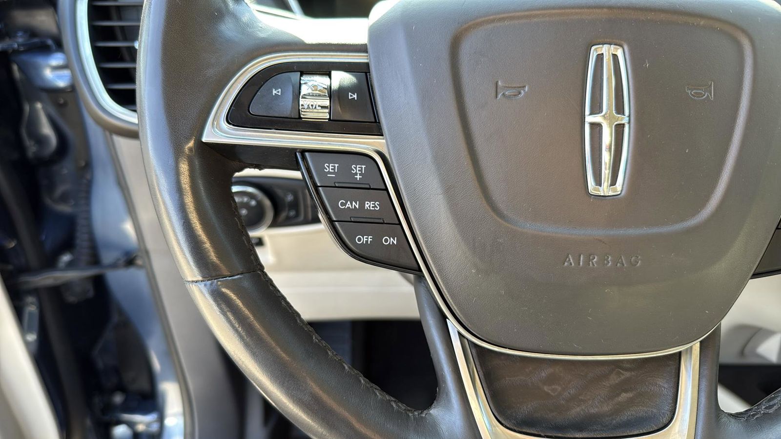 Used Car 2019 Lincoln Nautilus  Reserve For Sale Under $20,000 In Austin, Texas