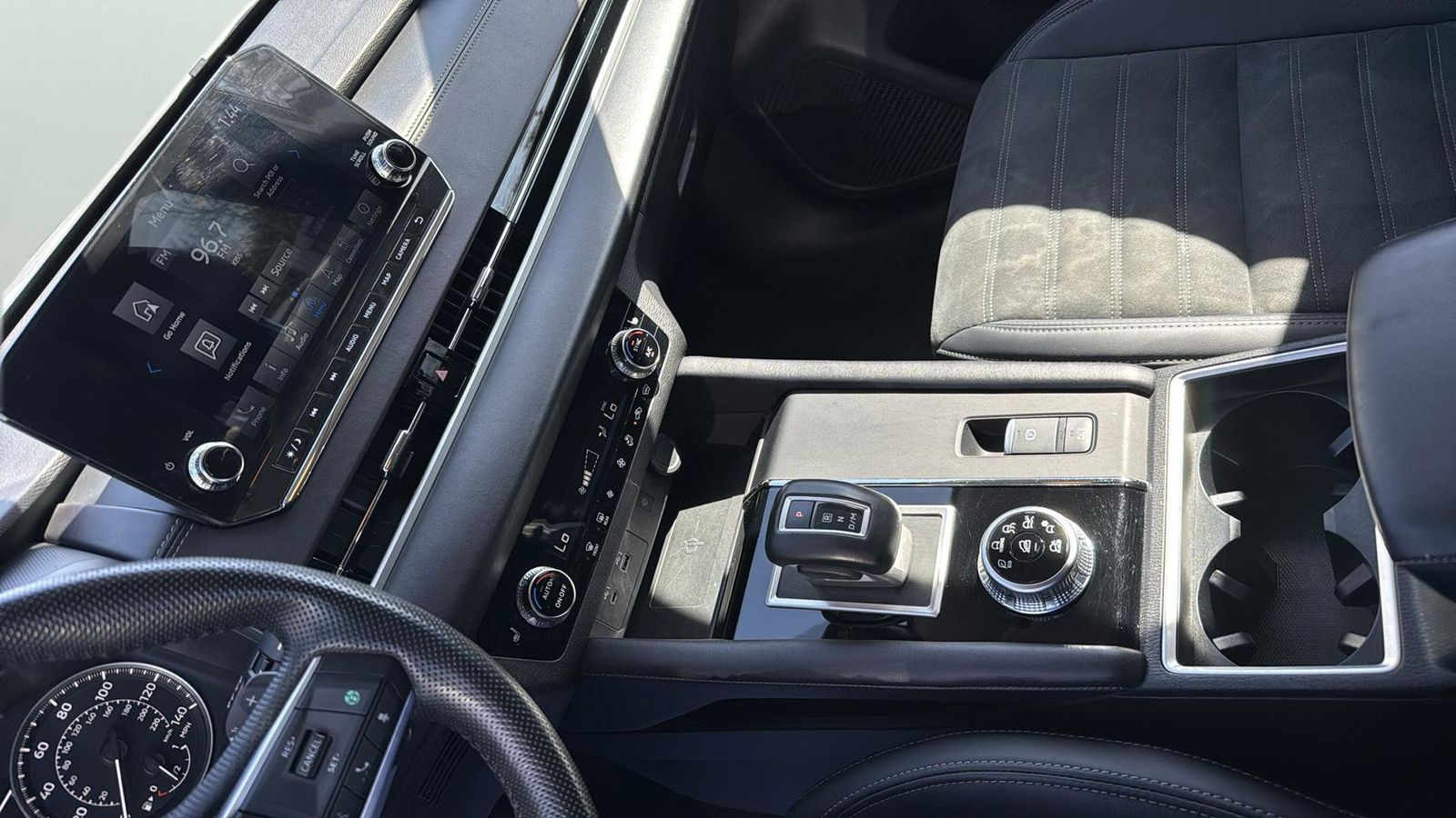 Used Car 2024 Mitsubishi Outlander  Se For Sale Under $25,000 In Austin, Texas