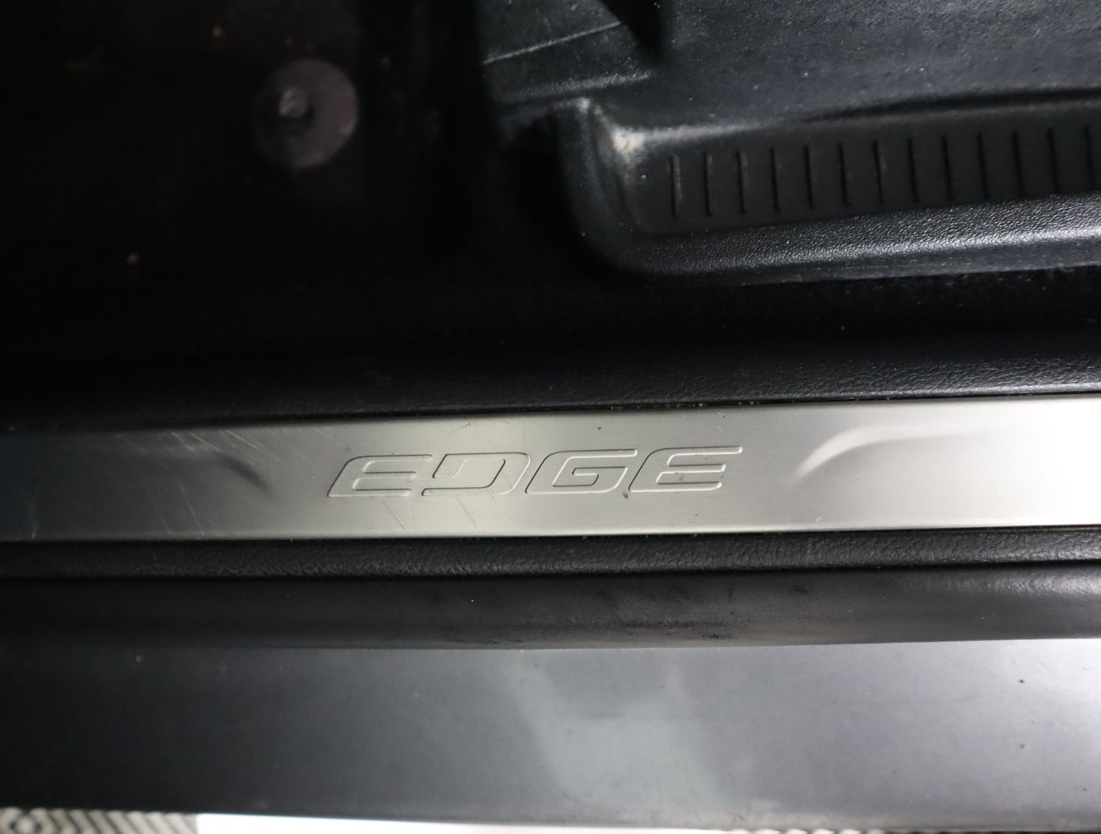 2022 Ford Edge Titanium photo