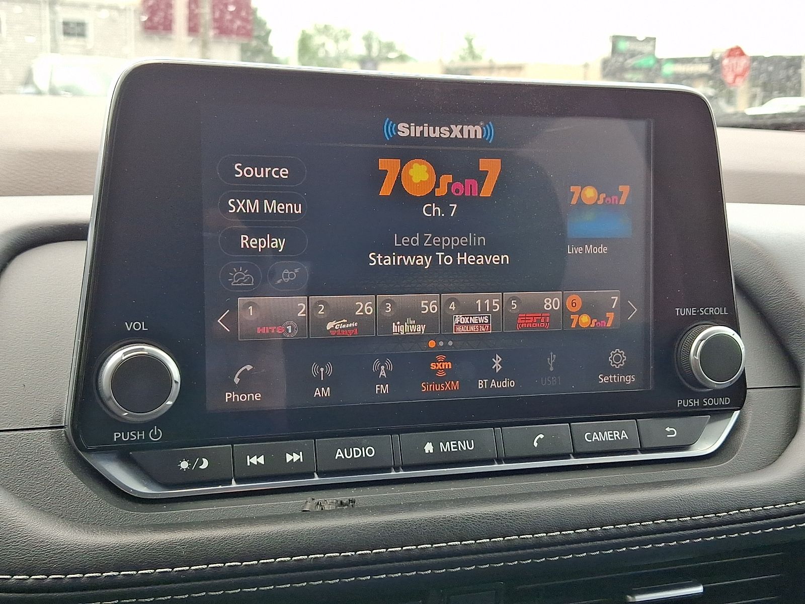2021 Nissan Rogue SV - Photo 17