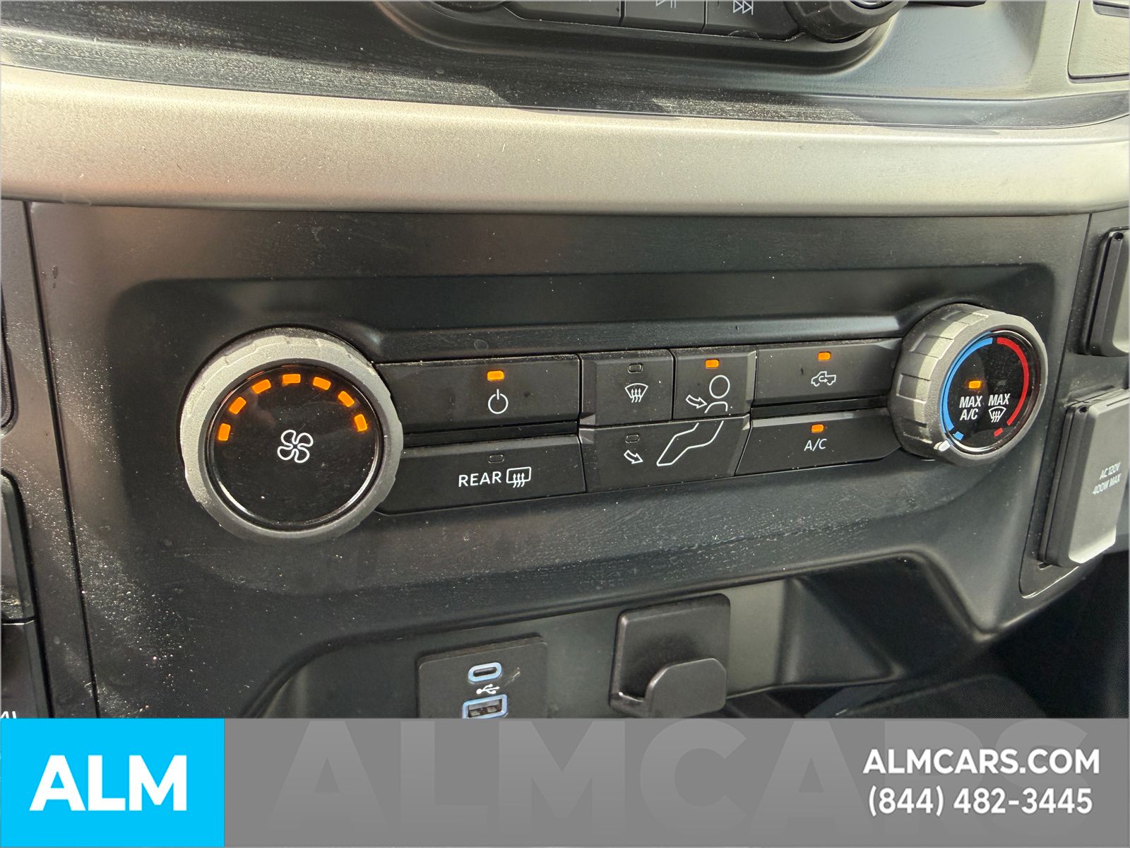 Used 2023 Black Ford XLT image 21