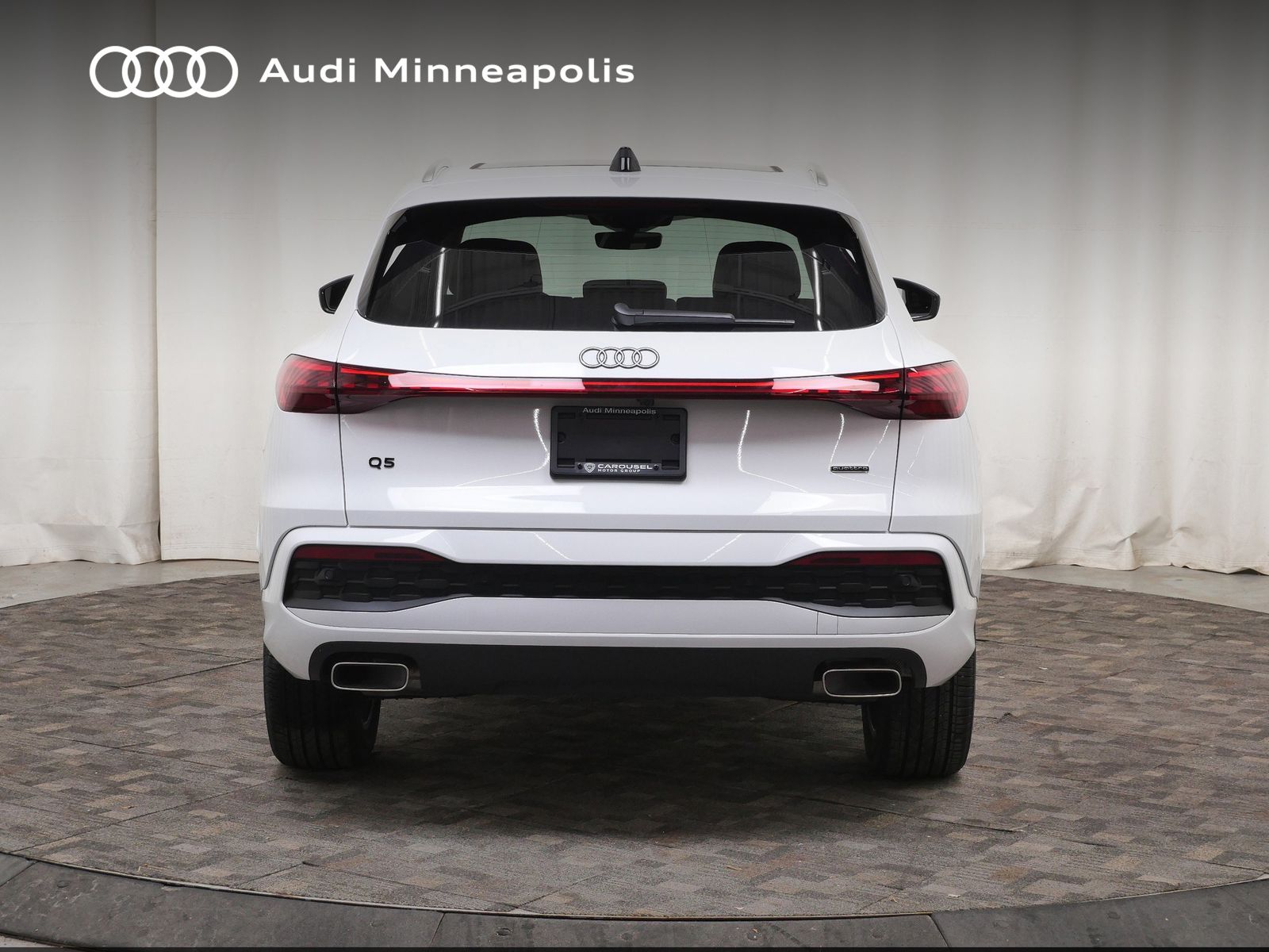 View vehicle photo 6