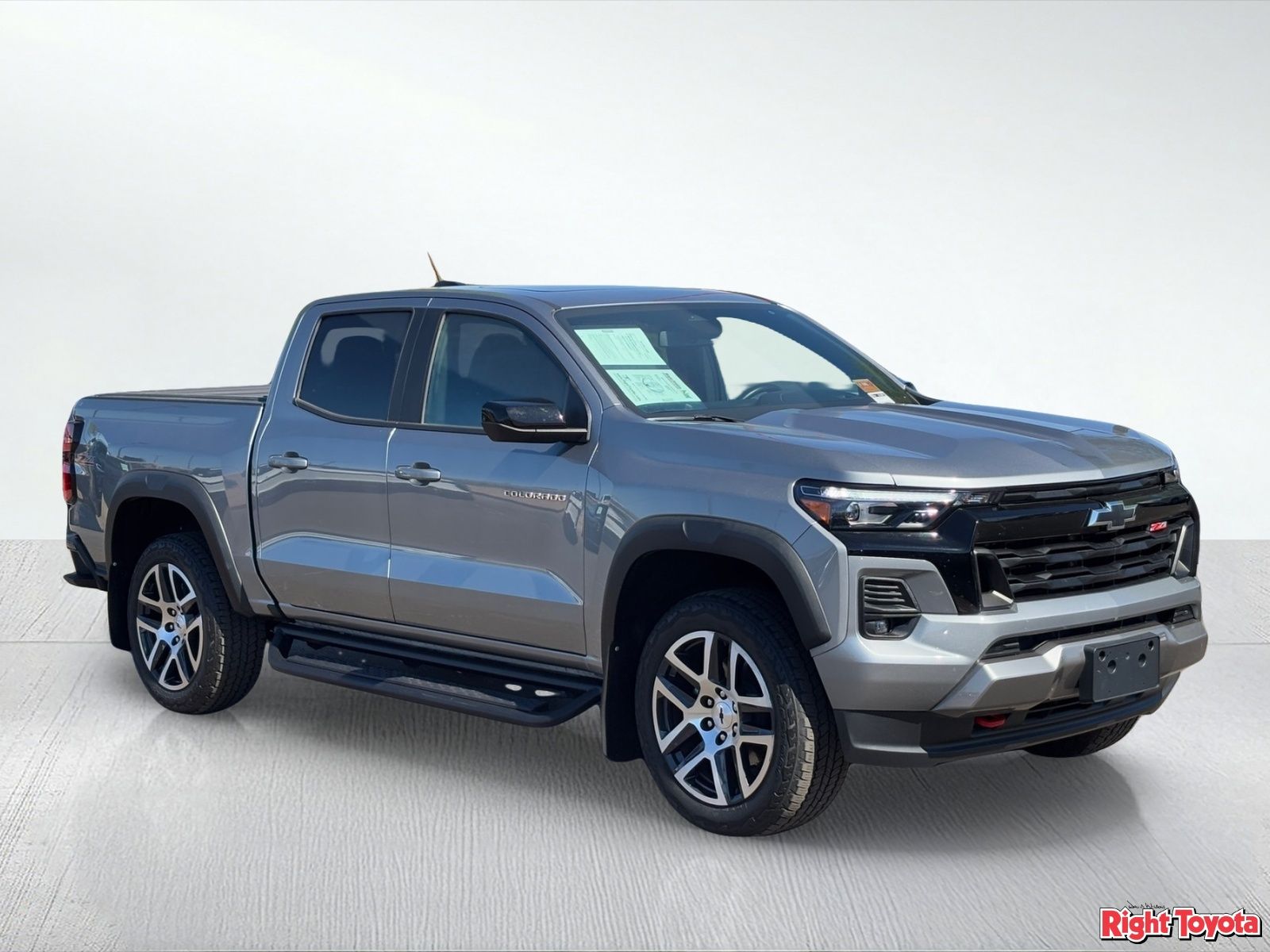 View vehicle photo 7