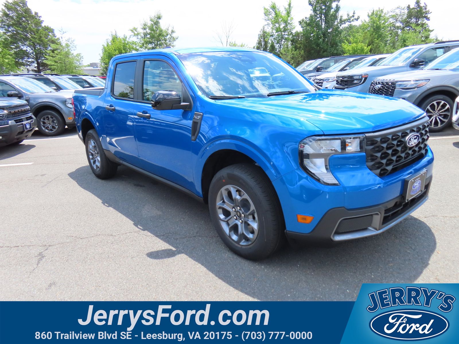 Velocity Blue 2026 Ford Maverick XLT SuperCrew AWD Pickup Truck All-Wheel Drive Continuously Variable Transmission