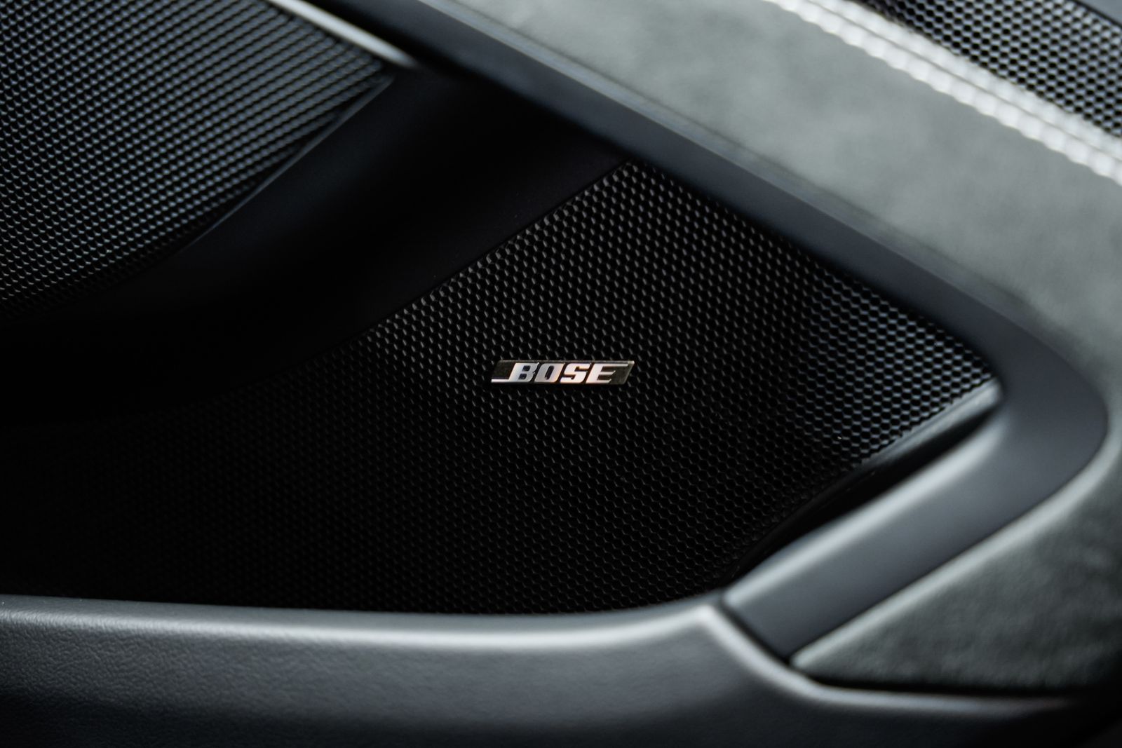 2025 Porsche 718 Spyder RS — photo 17