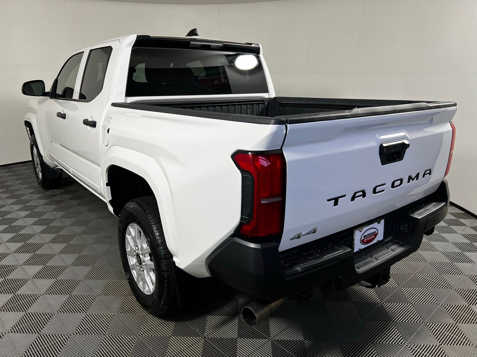 Thumbnail: 2024 Toyota Tacoma - 7