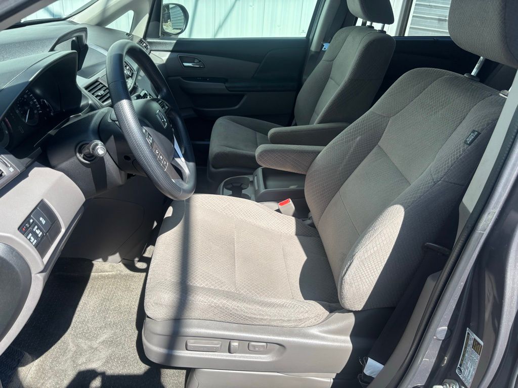 Used Car 2016 Honda Odyssey  Se For Sale Under $20,000 In Austin, Texas