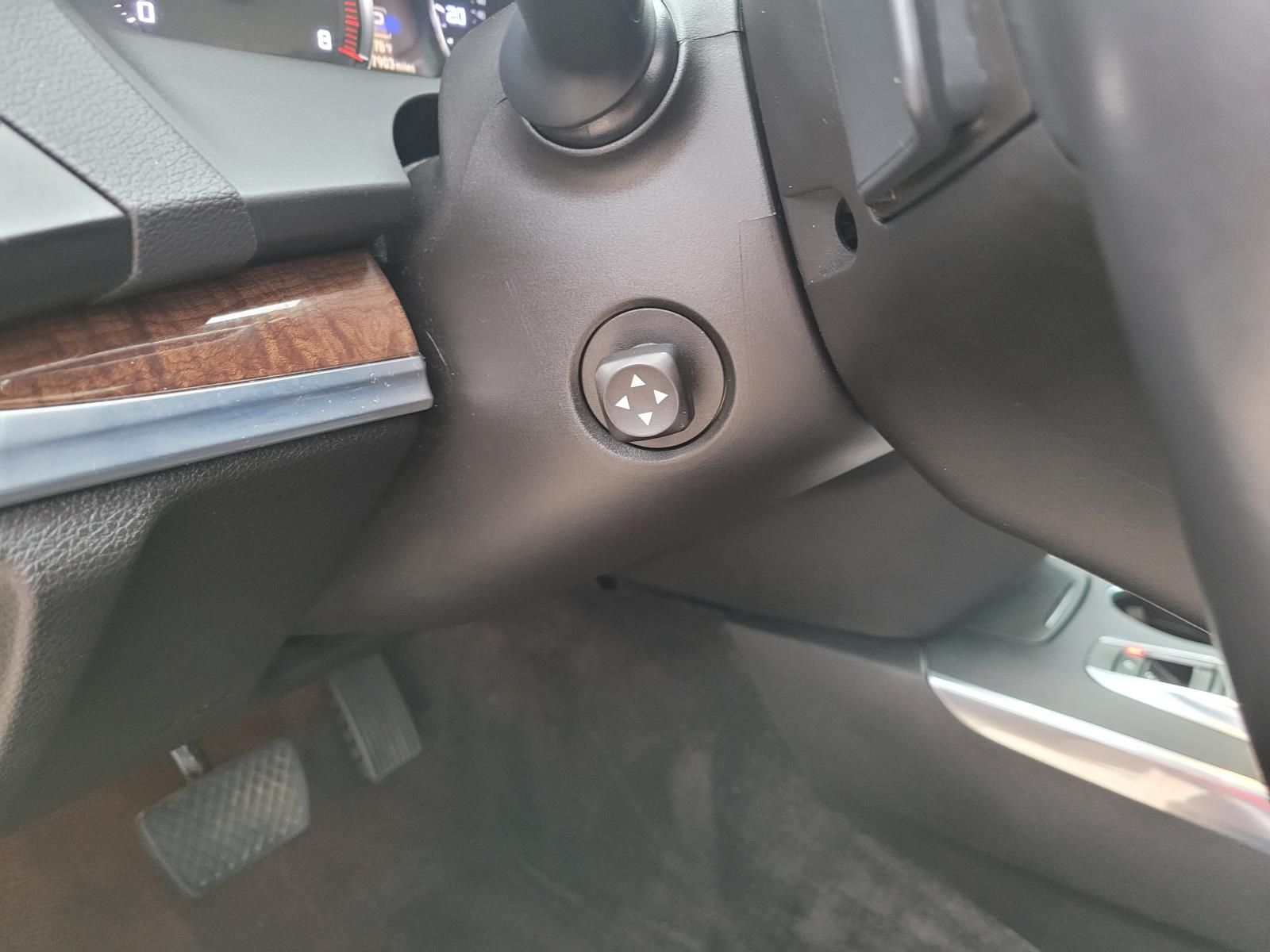 used 2020 Acura MDX car, priced at $20,500