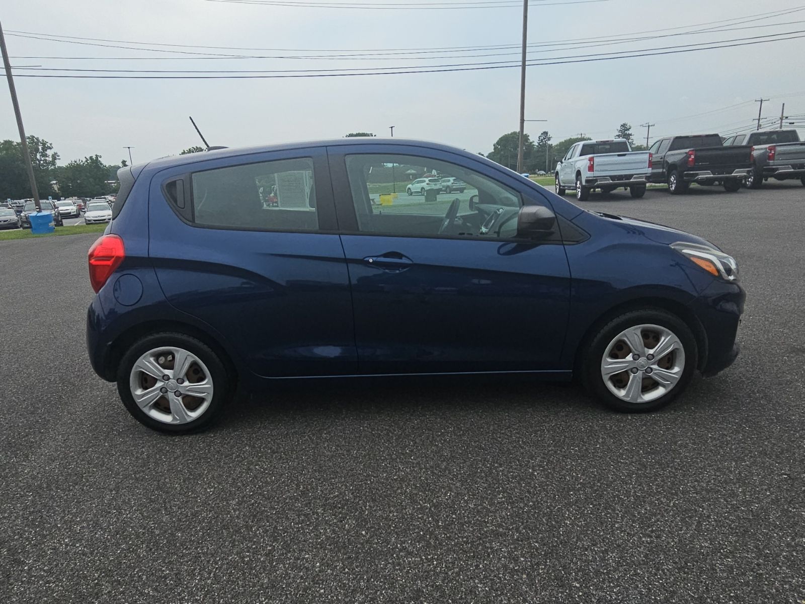 View vehicle photo 6
