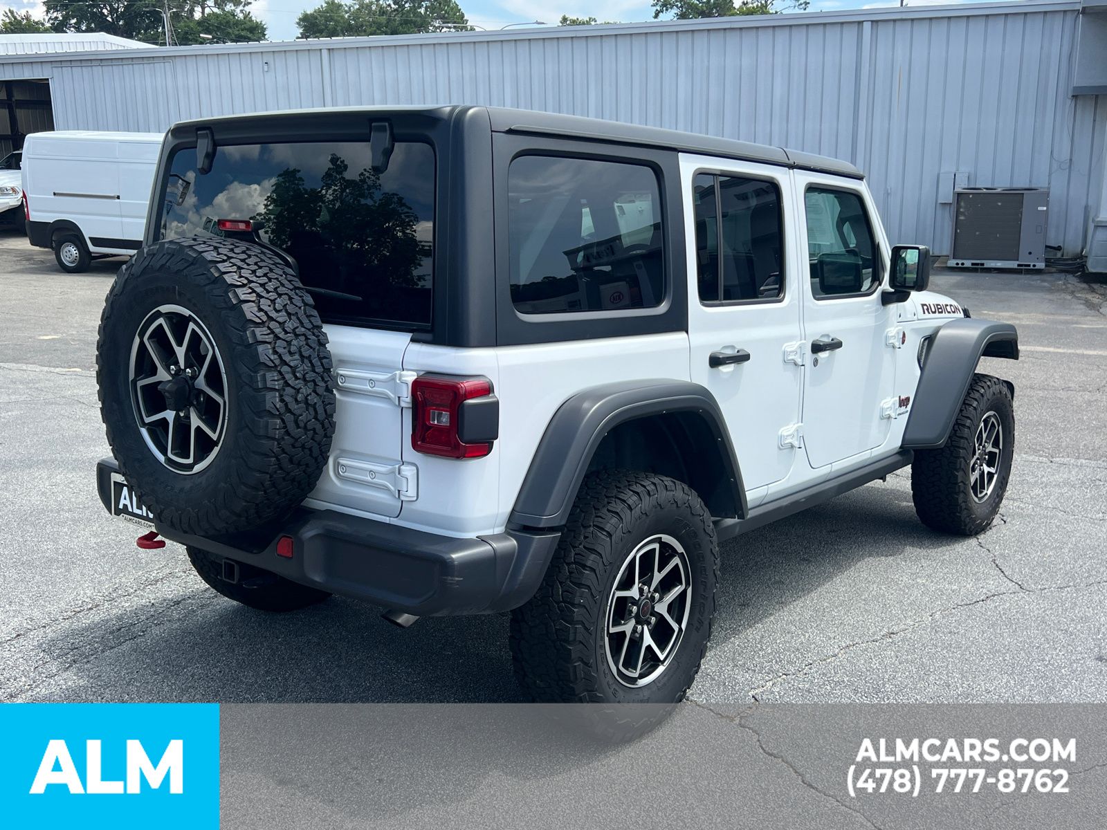 Used 2025 White Jeep Rubicon image 5