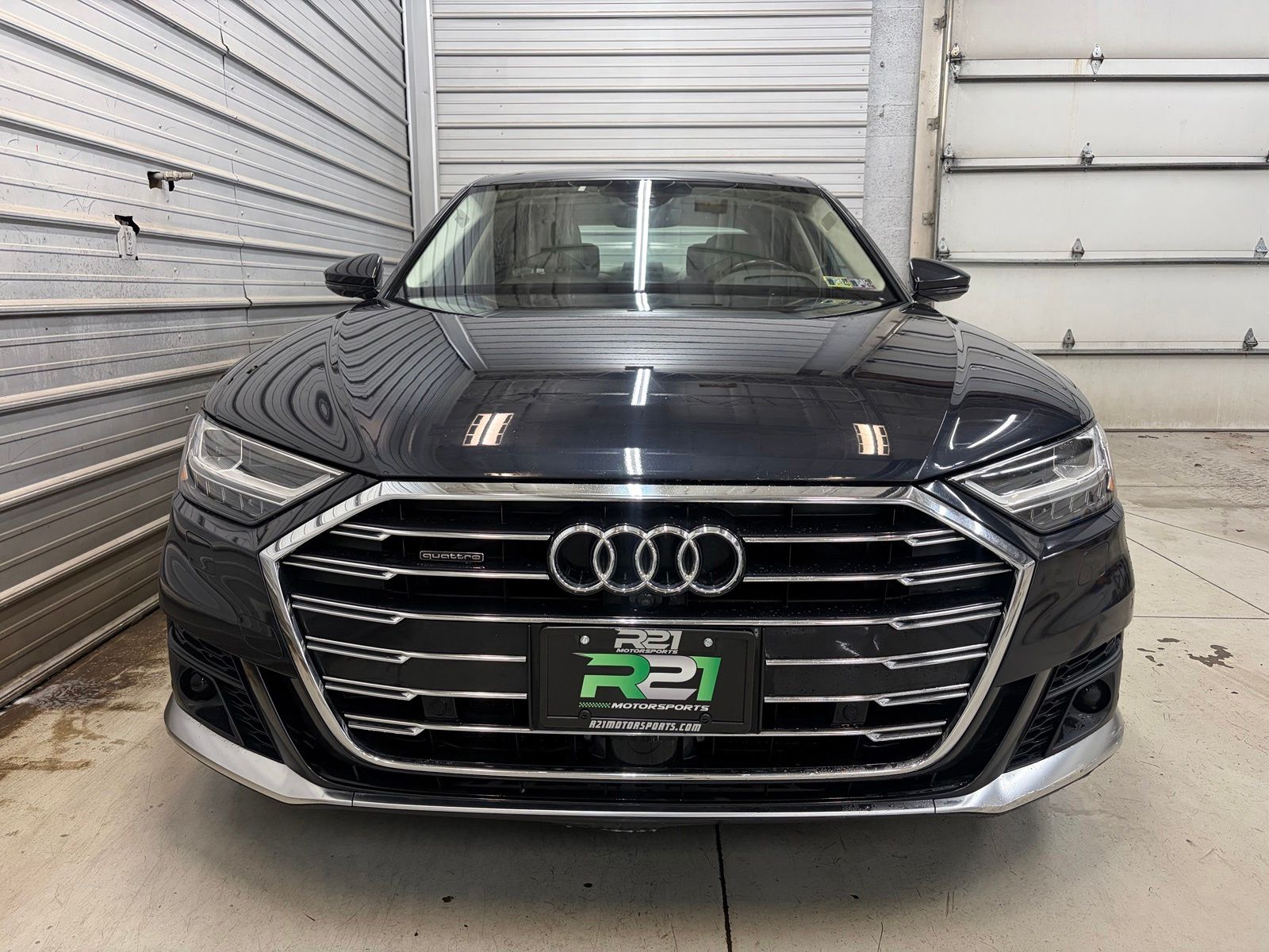 Photo 2 of 2021 Audi A8 L 4.0