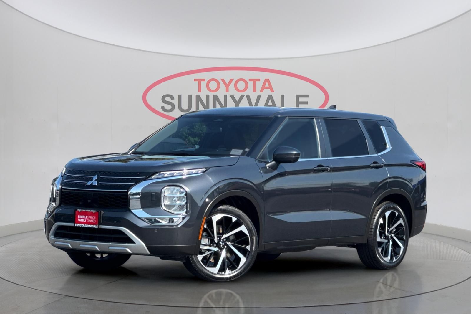 Used 2024 Mitsubishi Outlander SUV