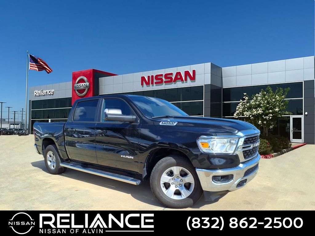 Diamond Black Crystal Pearlcoat 2023 RAM 1500 Pickup Truck Four-Wheel Drive 8-Speed Automatic