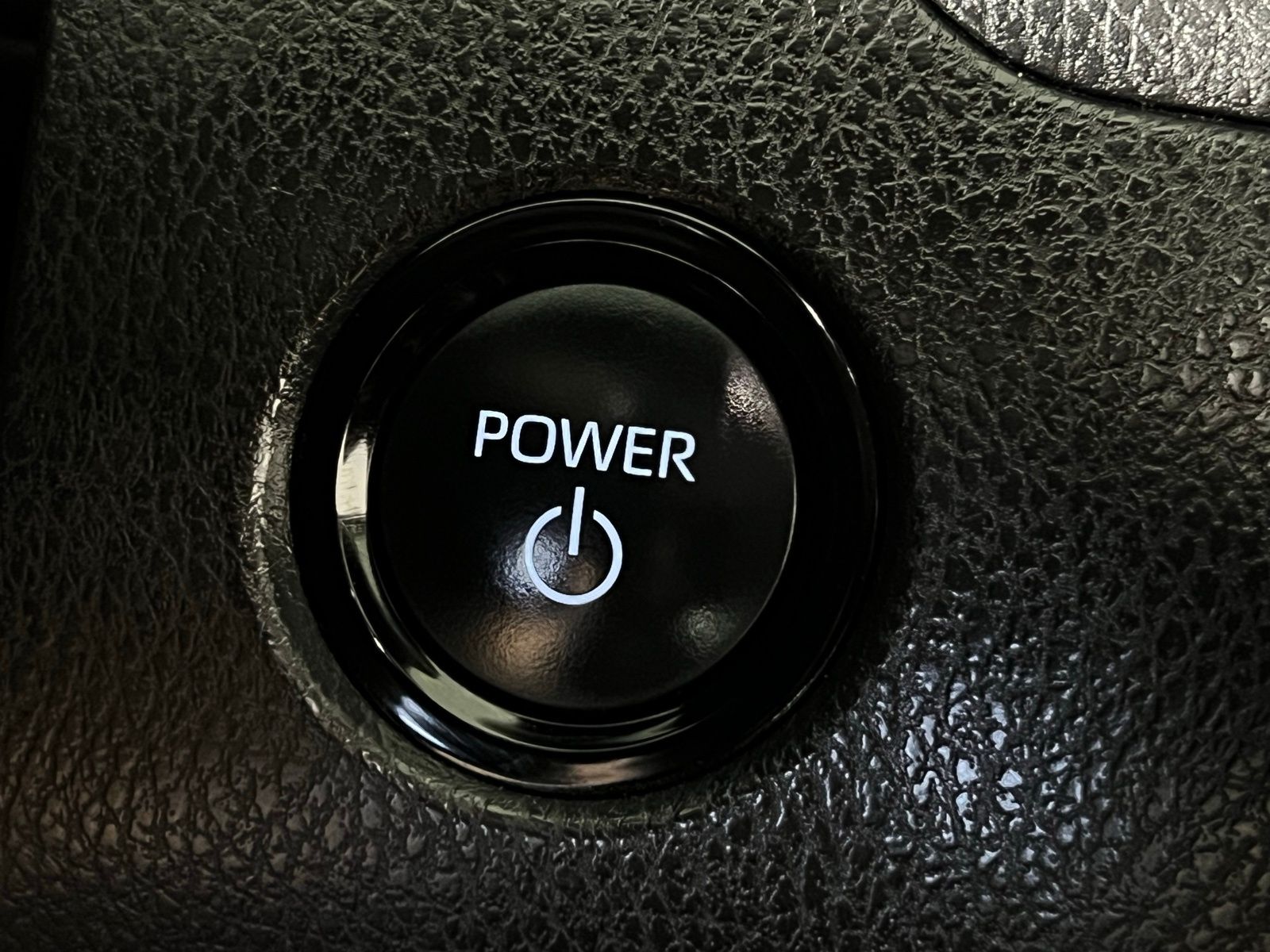 Thumbnail: 2025 Toyota Camry - 19