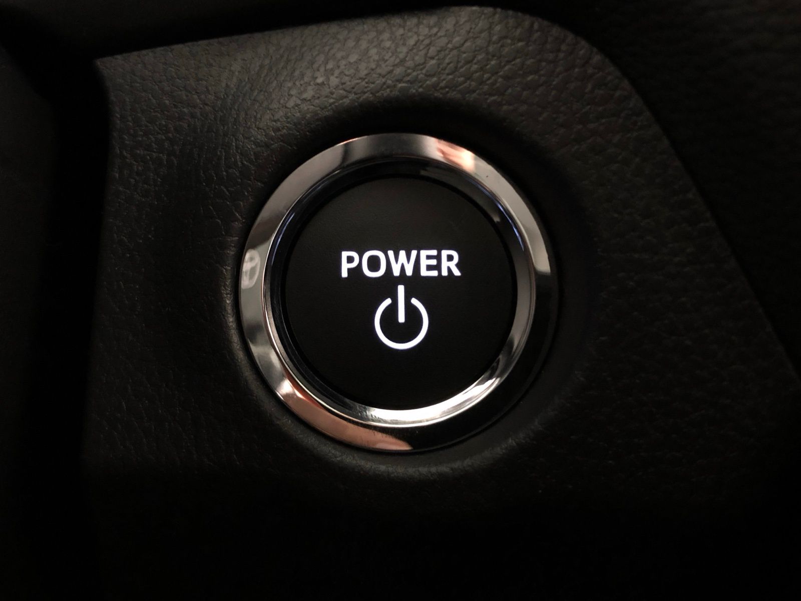 Thumbnail: 2025 Toyota RAV4 - 17