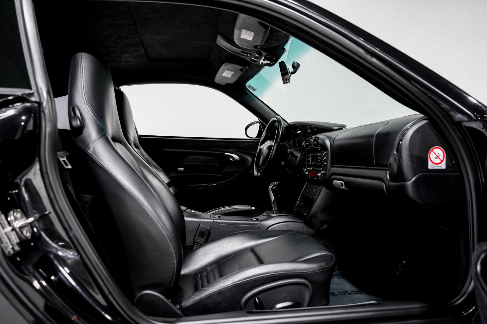 2004 Porsche 911 Carrera — photo 24