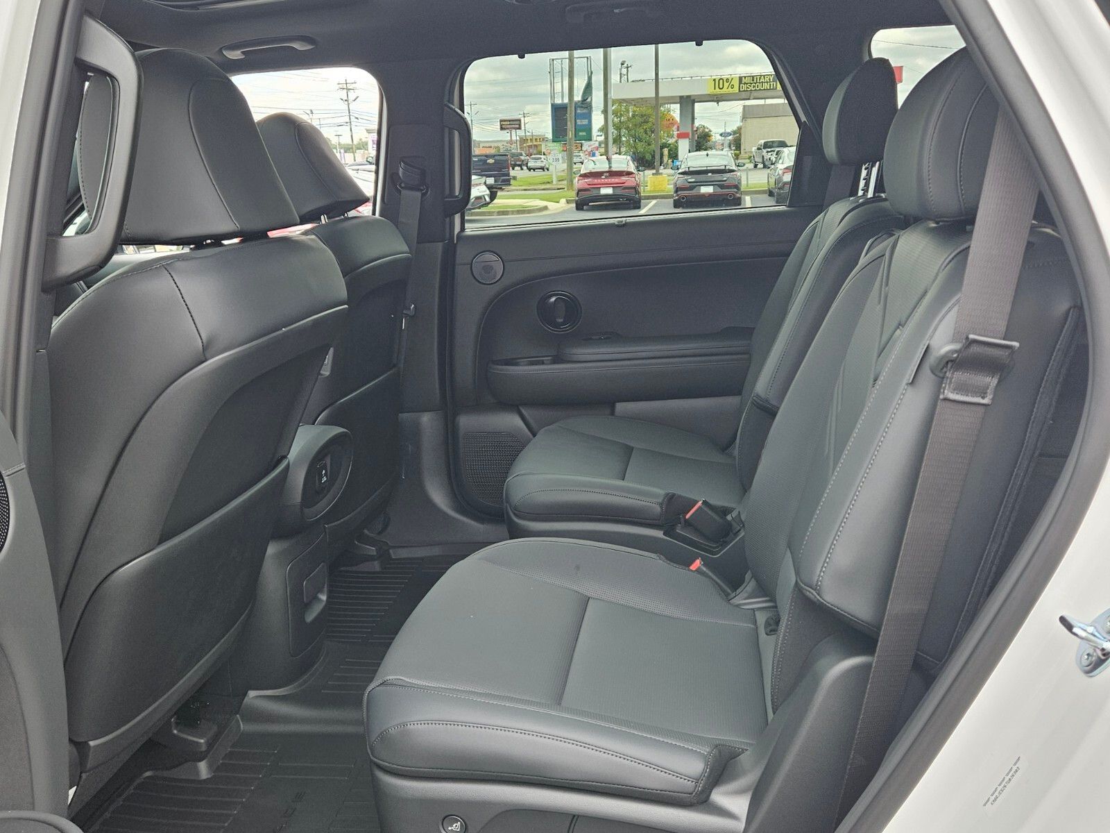 New 2026 White Hyundai XRT Pro image 6