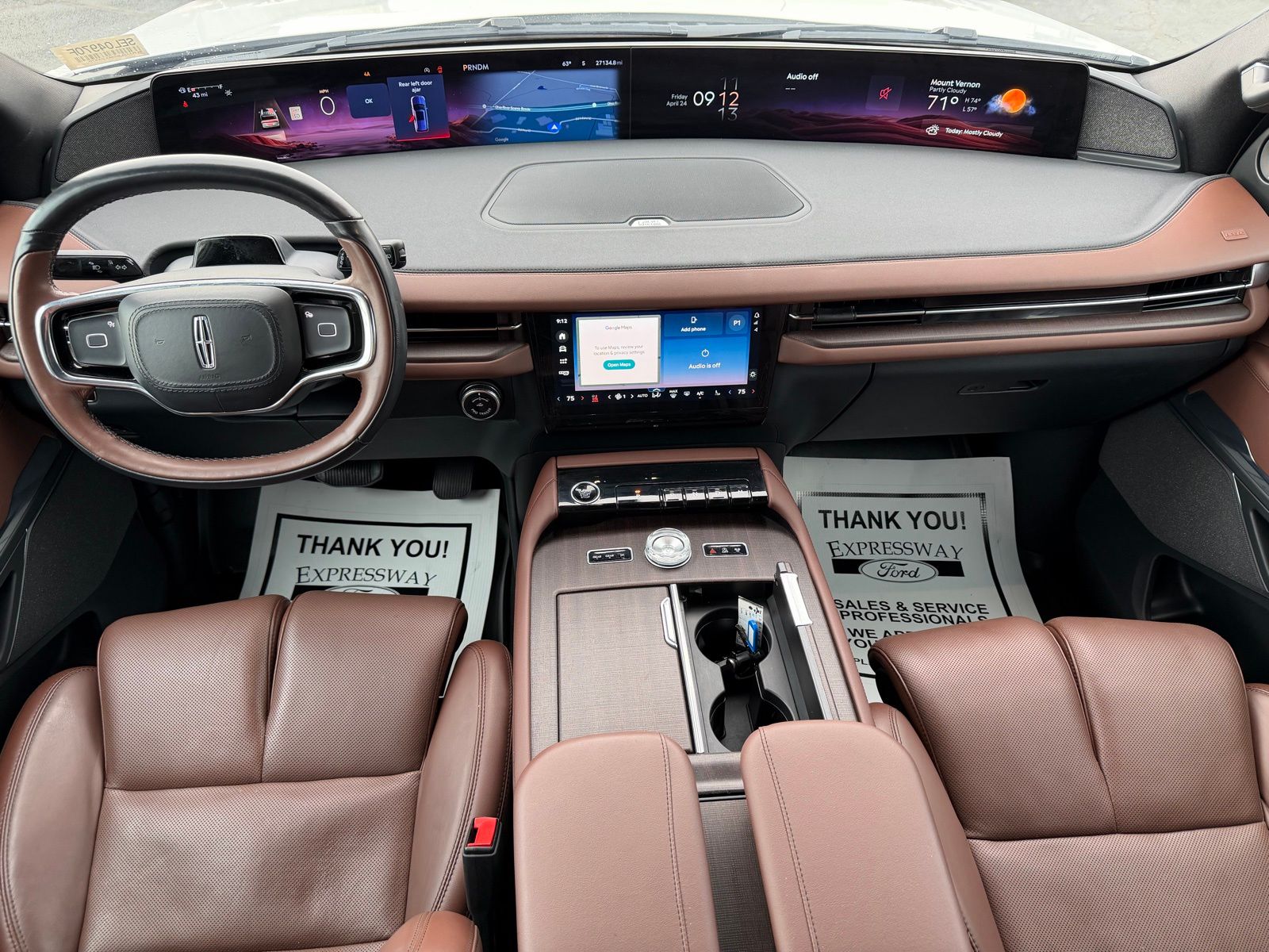 2025 Lincoln Navigator image 17