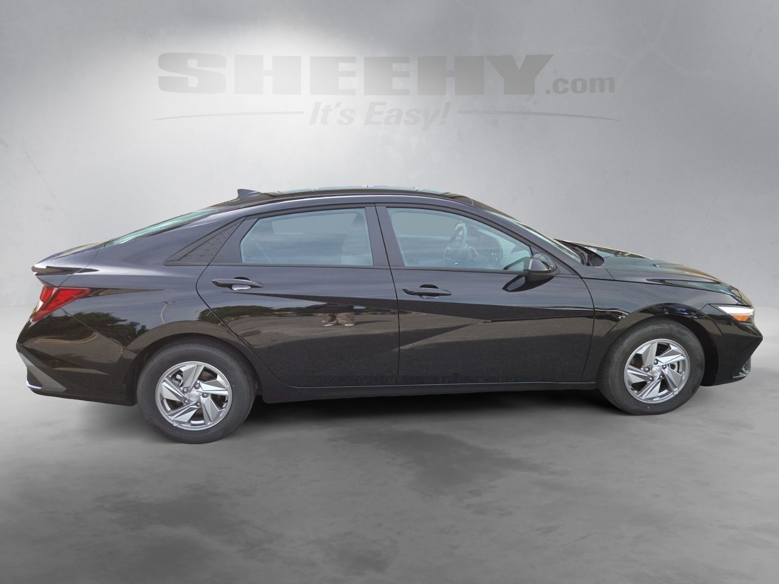 Used 2025 Black Hyundai SE image 10