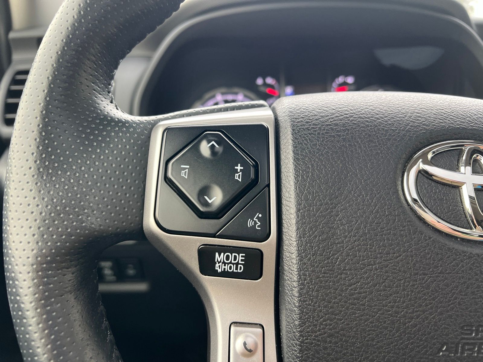 2023 Toyota 4Runner Limited - Photo 40