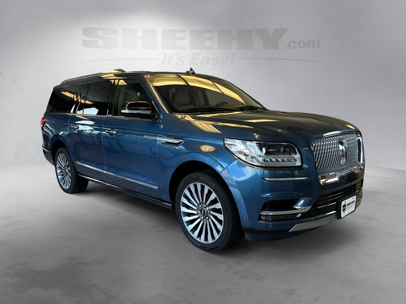 Used 2020 Blue Diamond Lincoln Reserve image 2