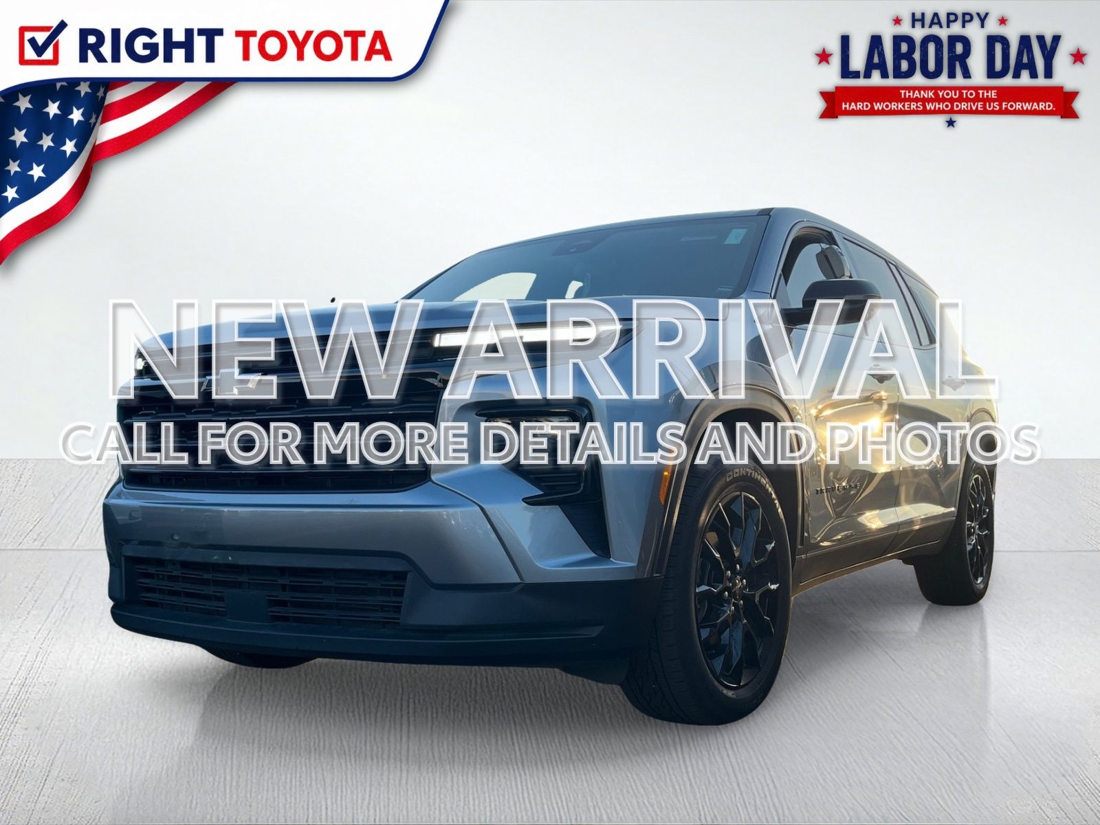 Sterling Gray Metallic 2024 Chevrolet Traverse SUV / Crossover Front-Wheel Drive 8-Speed Automatic