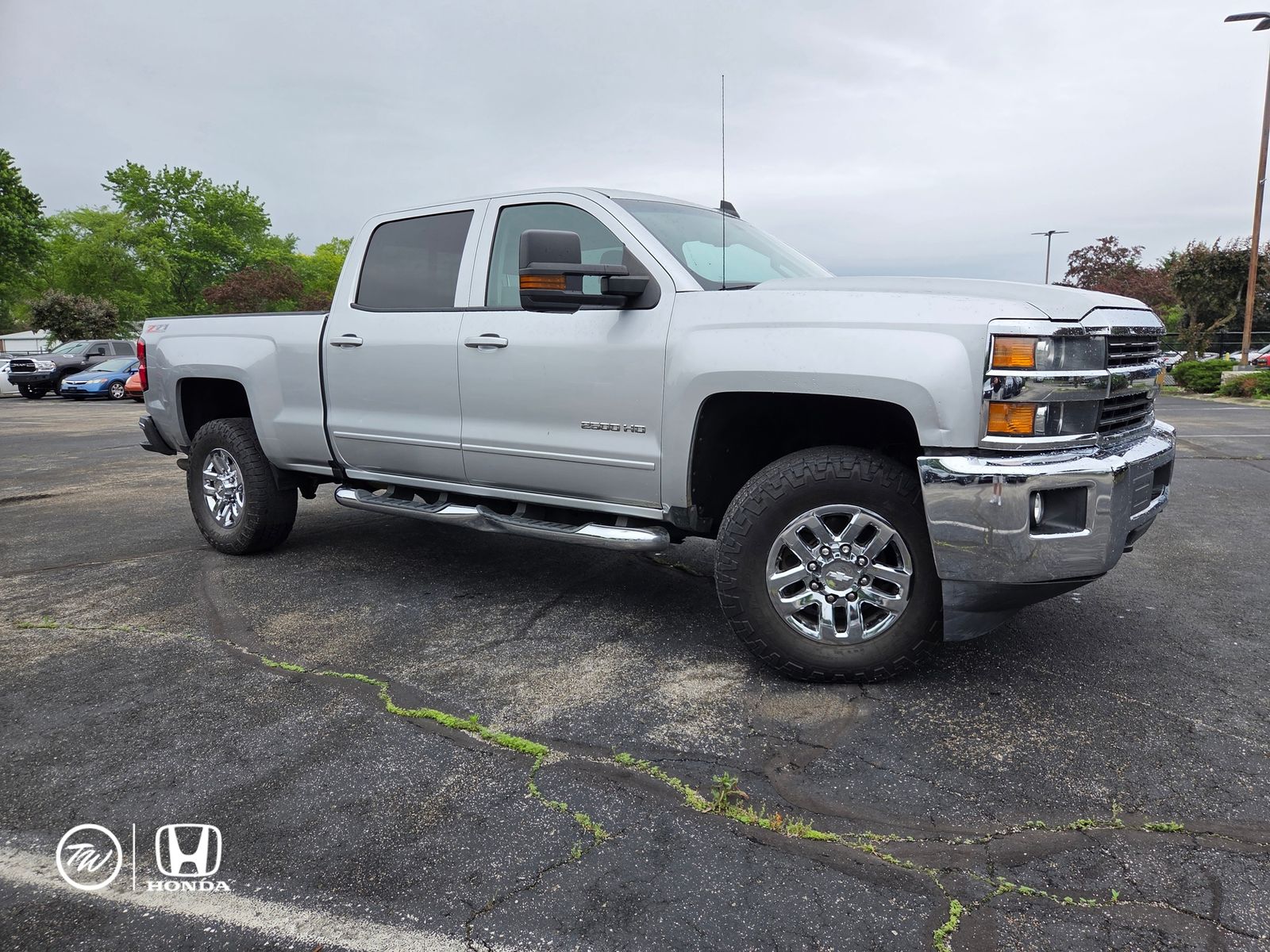 2016 Chevrolet Silverado 2500HD LT Crew Cab 4WD