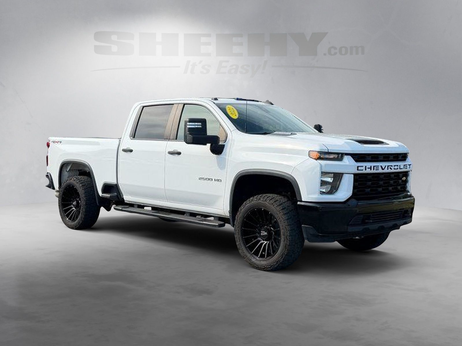 Used 2022 Summit White Chevrolet Custom image 2