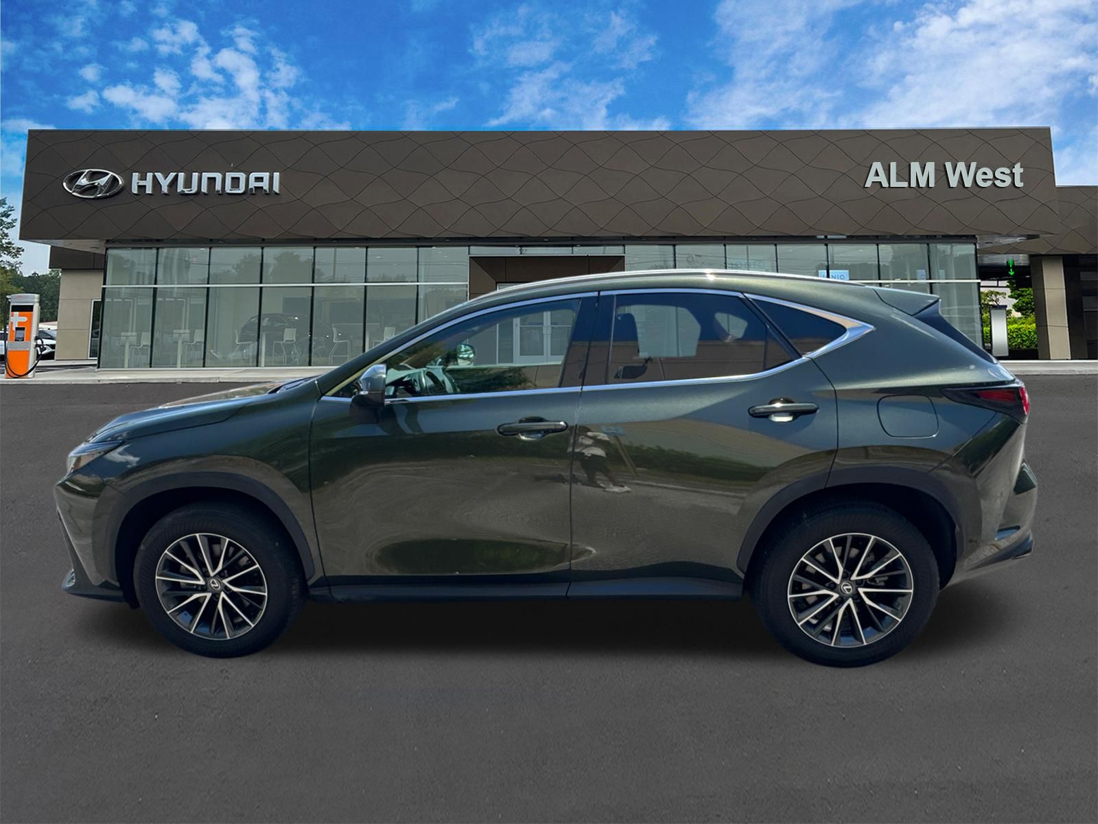 2024 Lexus NX 250 - Photo 8
