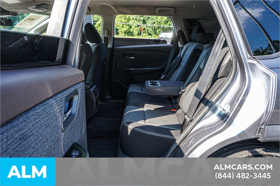 Used 2022 Gray Nissan SV image 20
