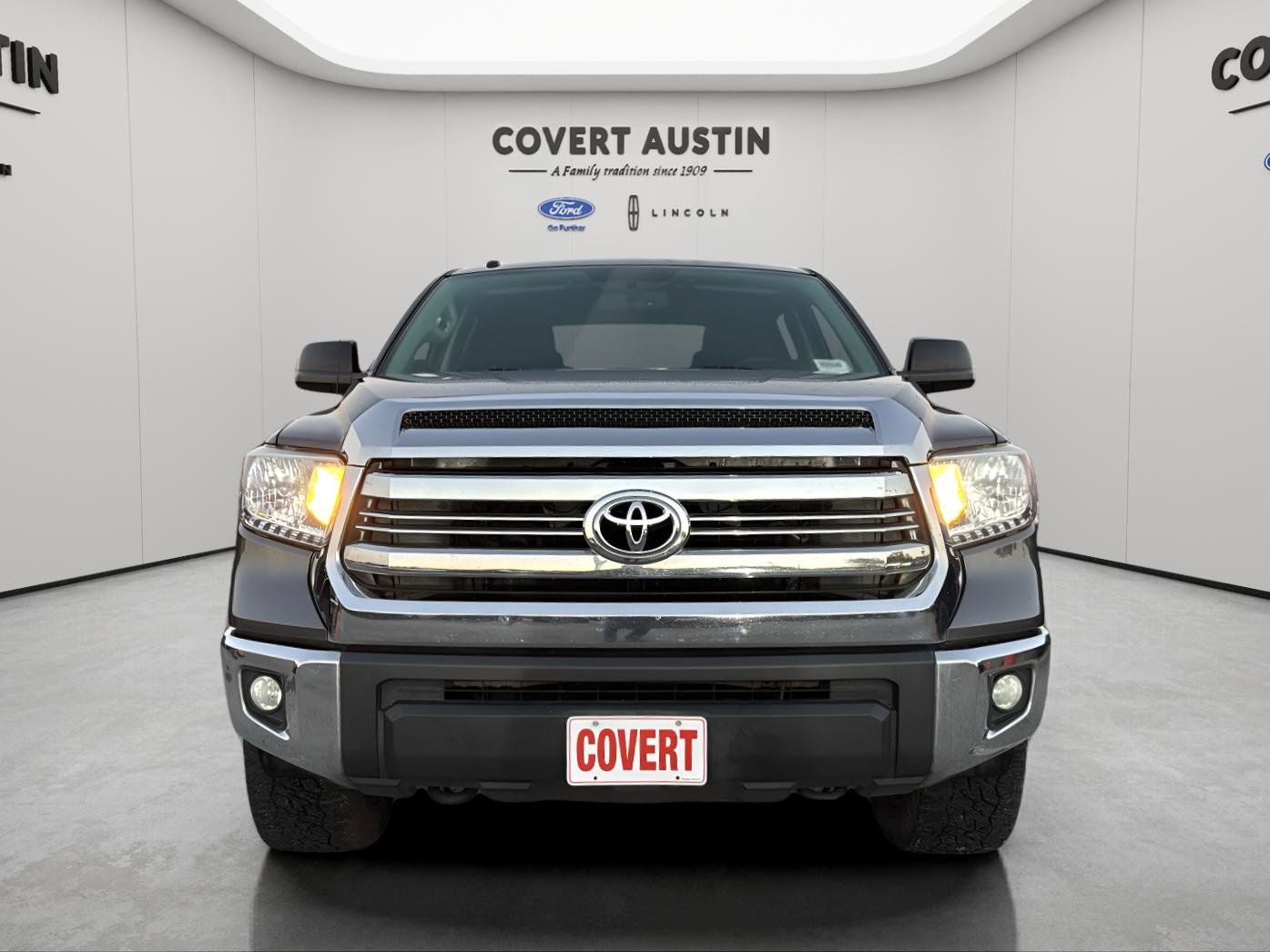 Used Car 2017 Toyota Tundra  Sr5 For Sale Under $30,000 In Austin, Texas