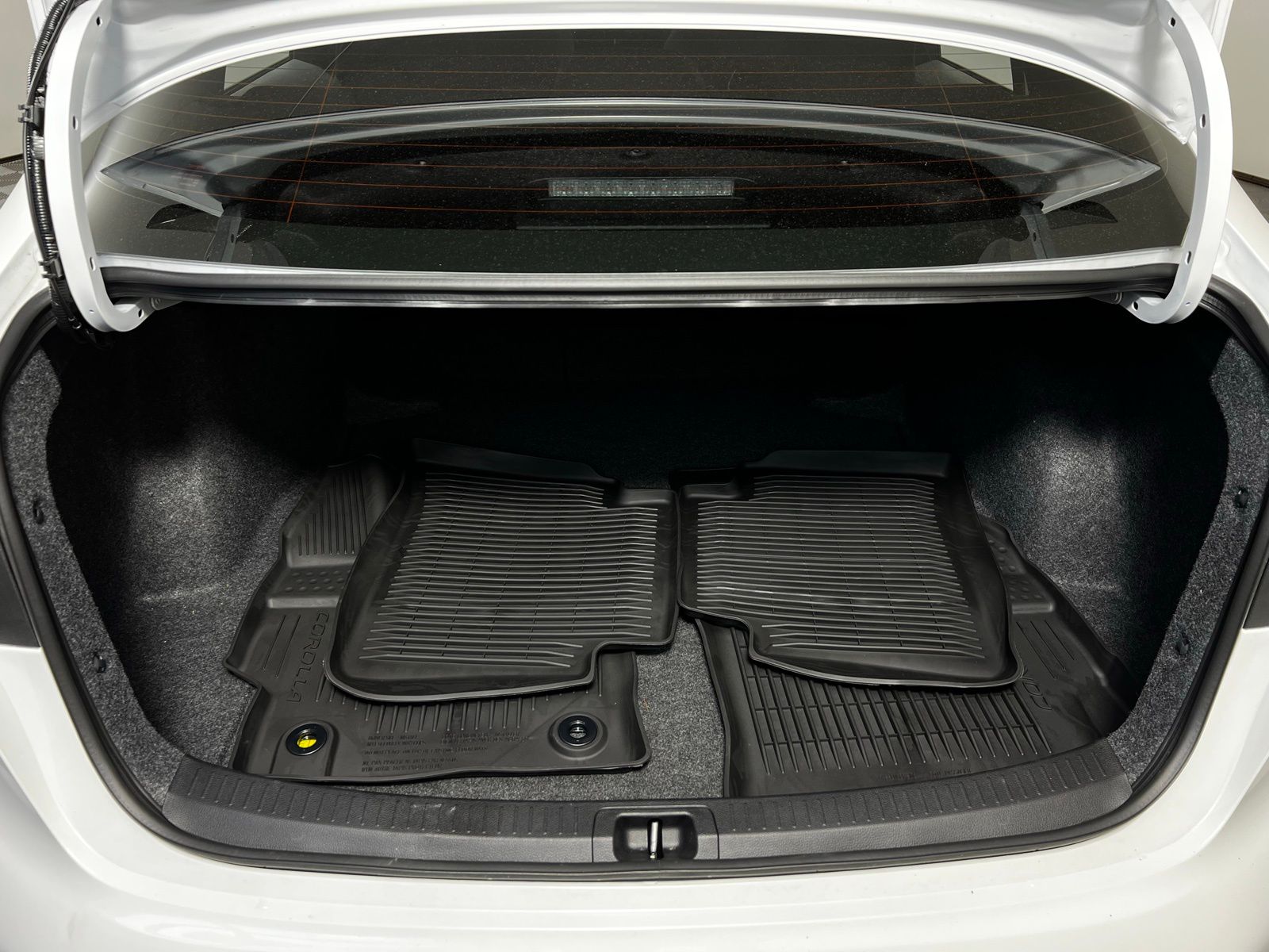 Thumbnail: 2025 Toyota Corolla - 23