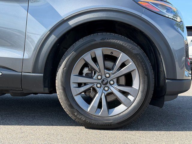 Certified Used 2025 Carbonized Gray Metallic Ford Active image 29