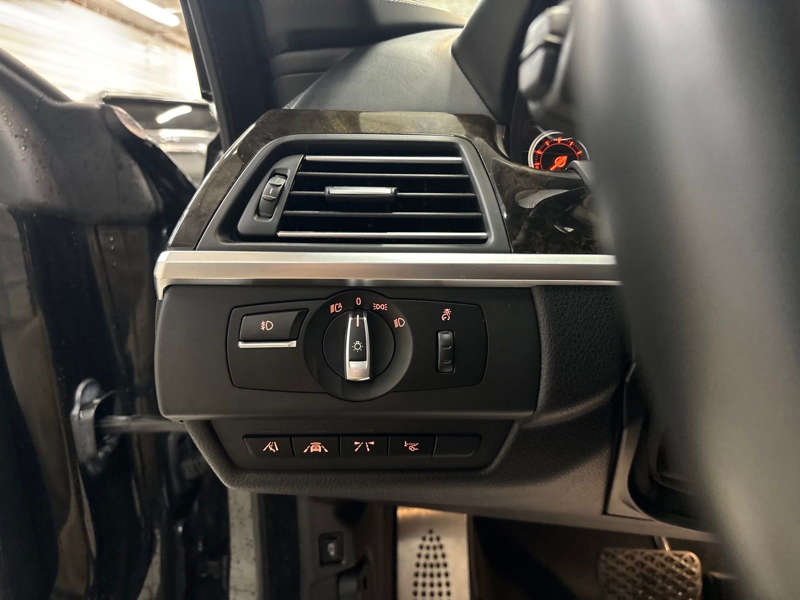 2016 BMW 6 Series 650i - Photo 16