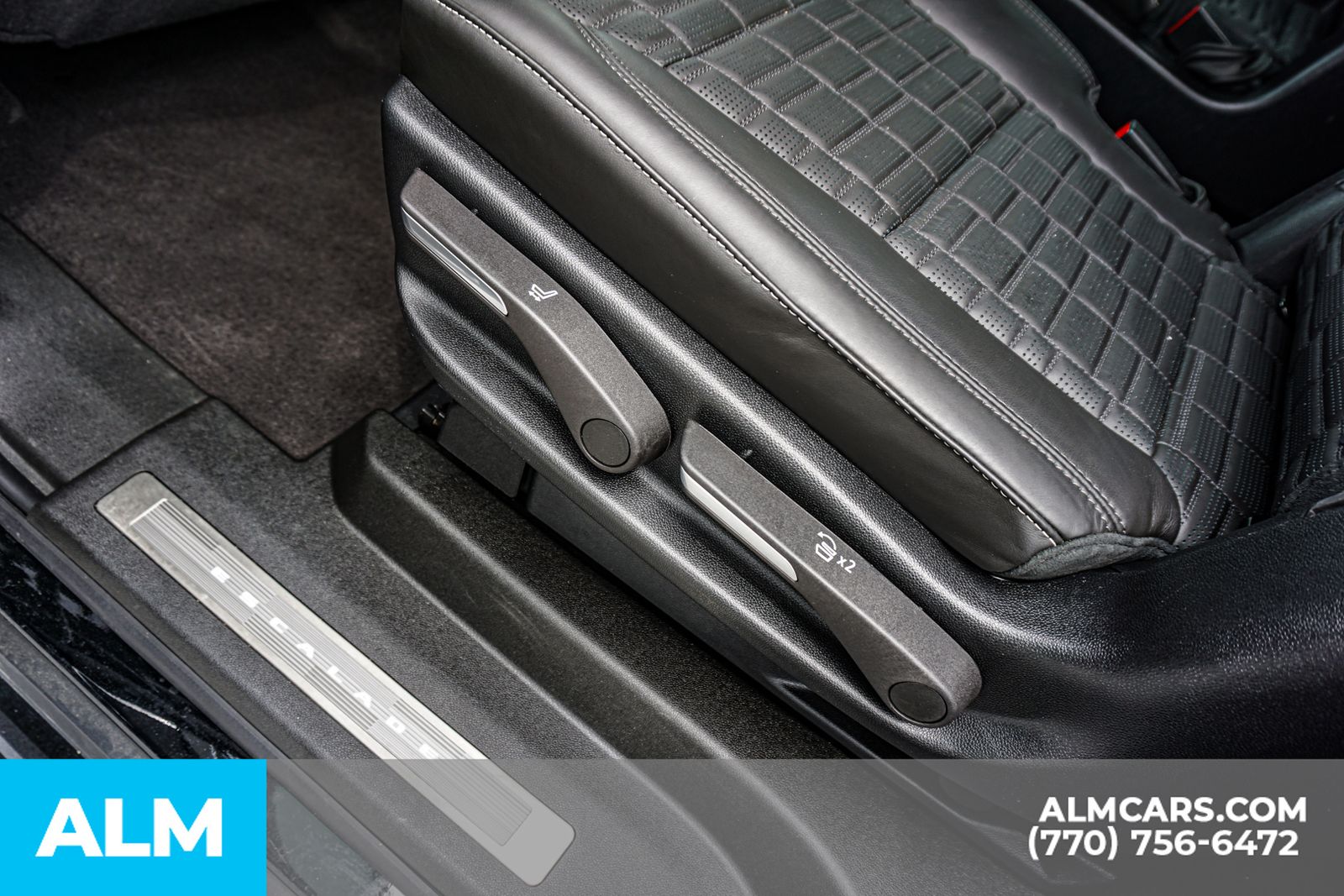 Used 2024 Black Cadillac V-Series image 38