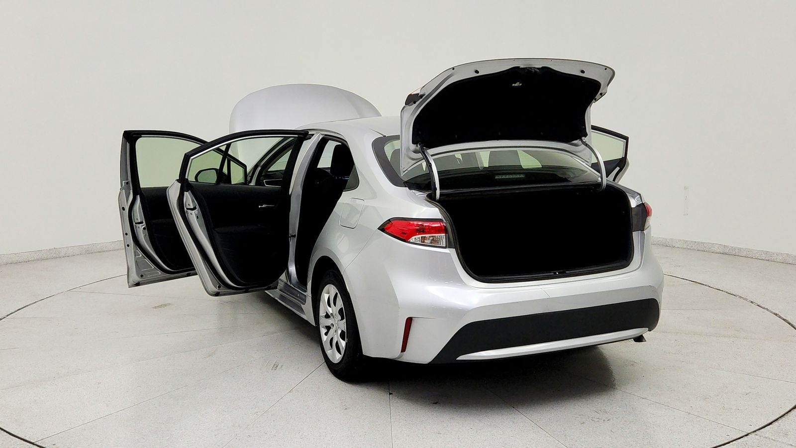 Used 2021 Silver Toyota LE image 13