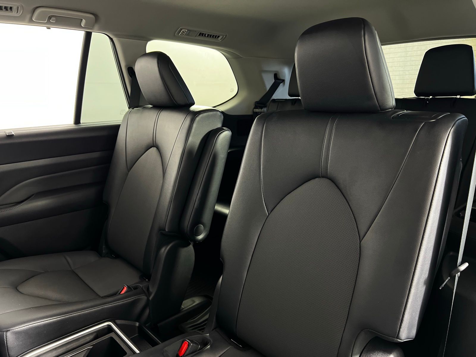 Thumbnail: 2025 Toyota Grand Highlander - 23